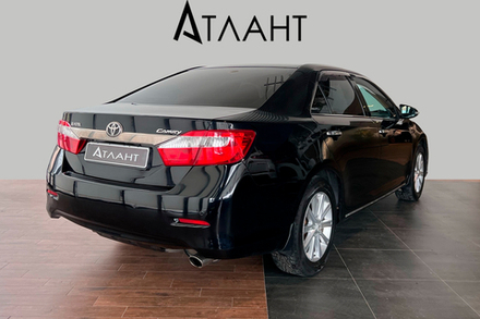 Toyota Camry, 2014 год