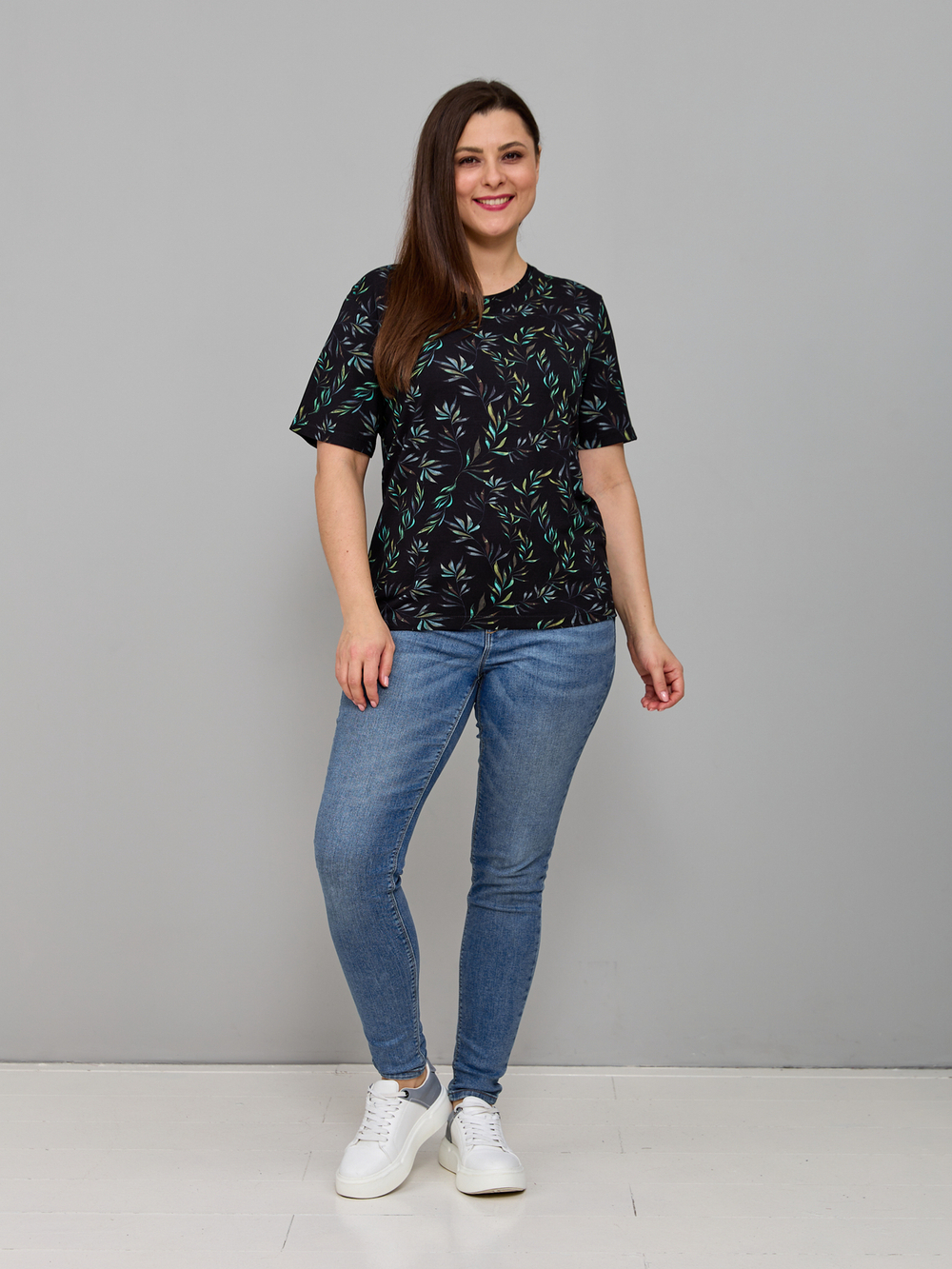 Футболка Фв-107/черный-акварельветочки