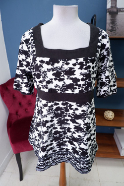 Джемпер трикотажный с коротким рукавом 54 размер