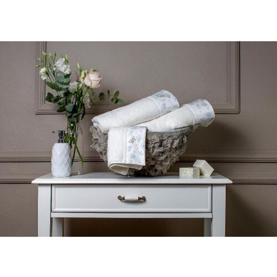 Набор полотенец Iris 3 предмета + ароматизатор TIVOLYO HOME