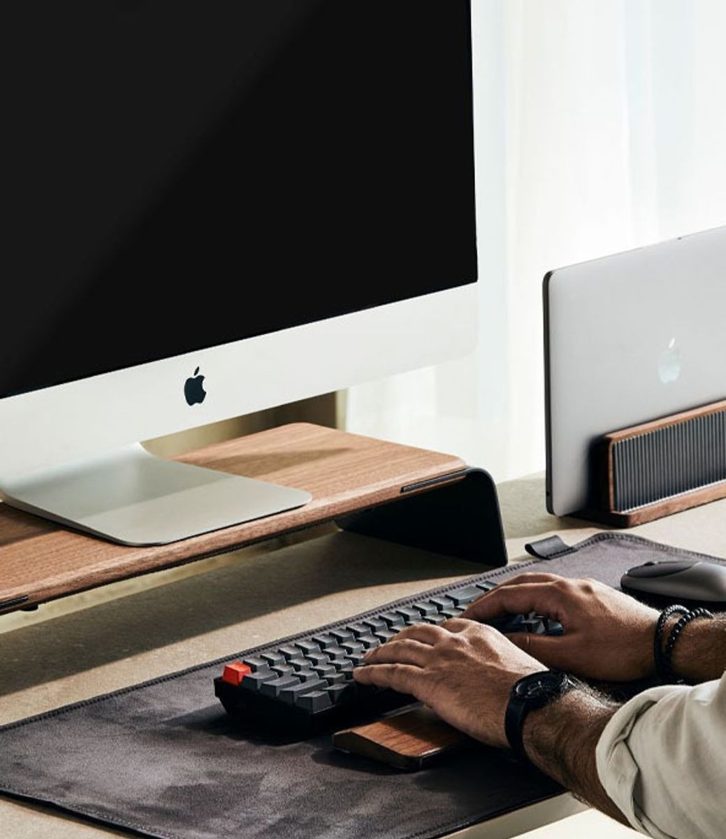 NOOE Ease Walnut — подставка под запястье