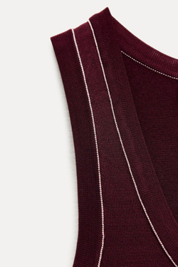 ZARA ОДНОТОННЫЙ ТОП С КОНТРАСТНОЙ ОКАНТОВКОЙ, БОРДОВЫЙ