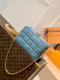 Louis Vuitton Troca PM