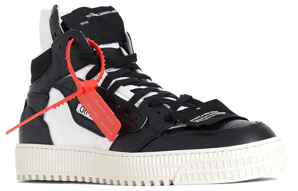Off-White Off-Court