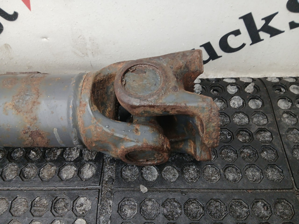 Вал карданный 1975мм