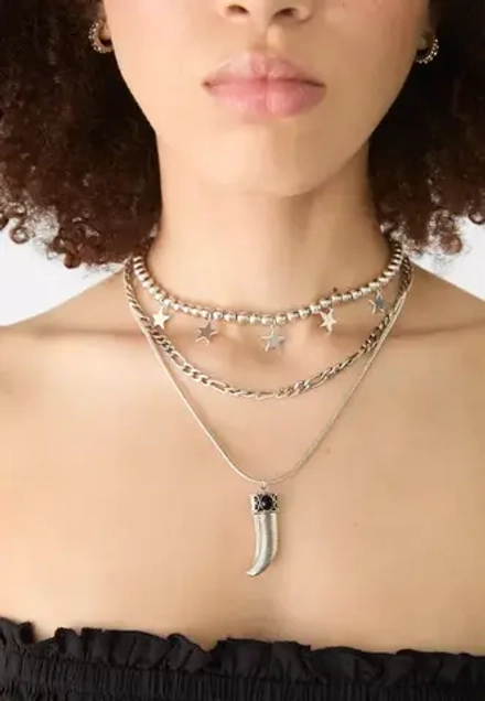 STRADIVARIUS Набор из 3 ожерелий со звёздами и подвесками, серый