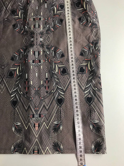 Юбка Oasis красивой расцветки, маркировка 6, визуально на 44 размер