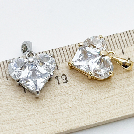 Подвеска Сердце, цвет золото+прозрачный, размер 14*14 мм, цена за 1 шт