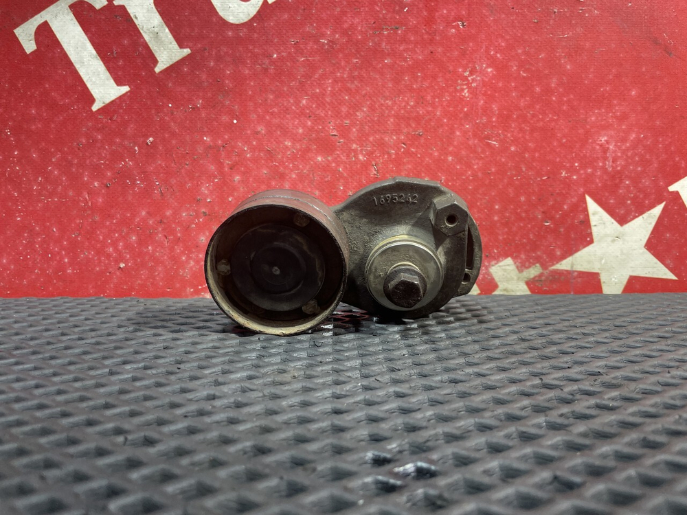 Натяжитель ремня