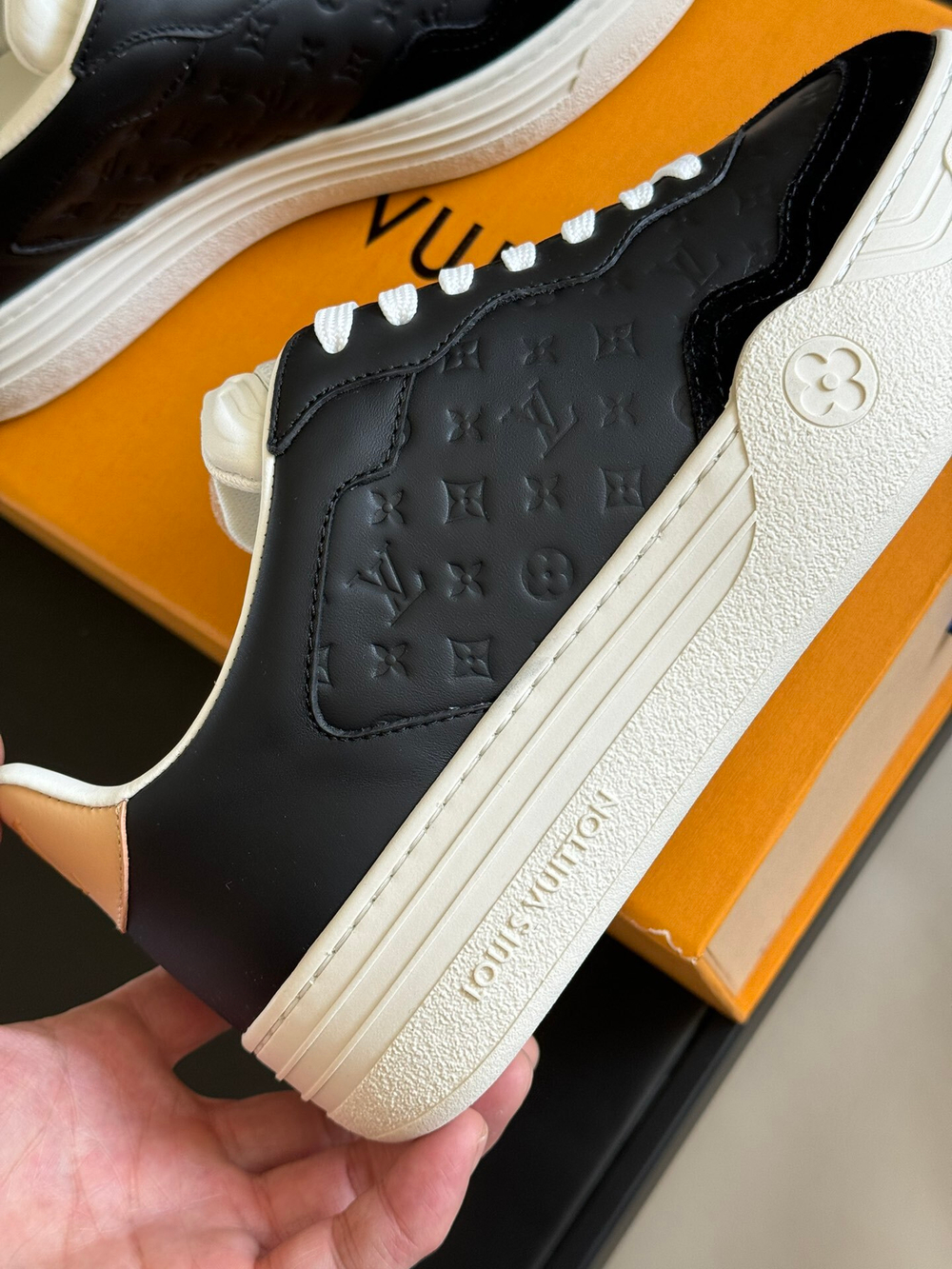 Louis Vuitton Groovy Sneaker