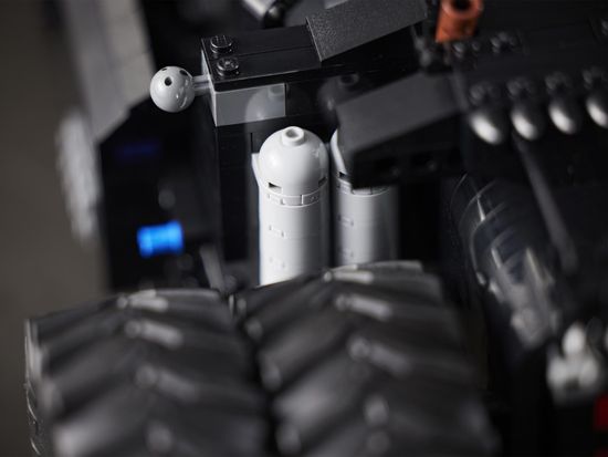 LEGO Super Heroes 76240 Бэтмобиль «Тумблер»