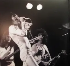 Queen - A Night At The Odeon