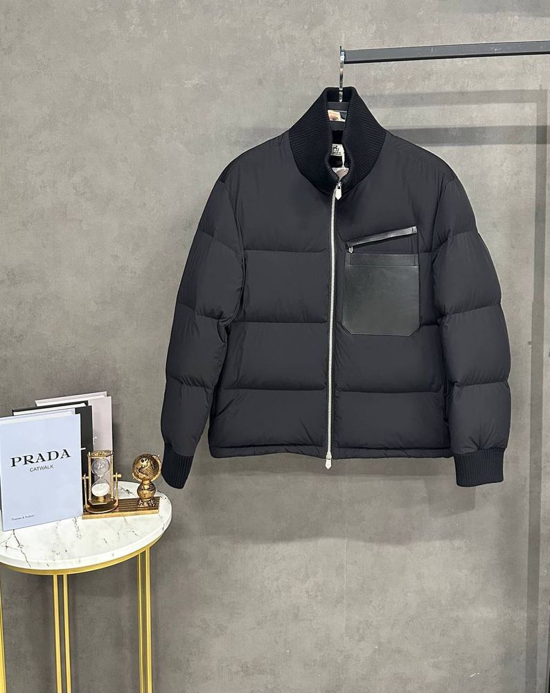 Пуховик Hermes Пуховик Hermes