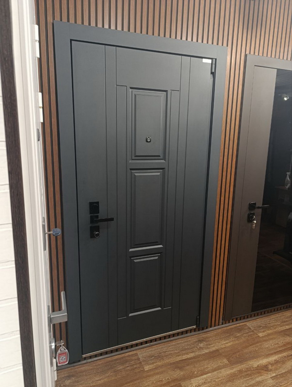 Стальная дверь "Спектра". Заказная модель.