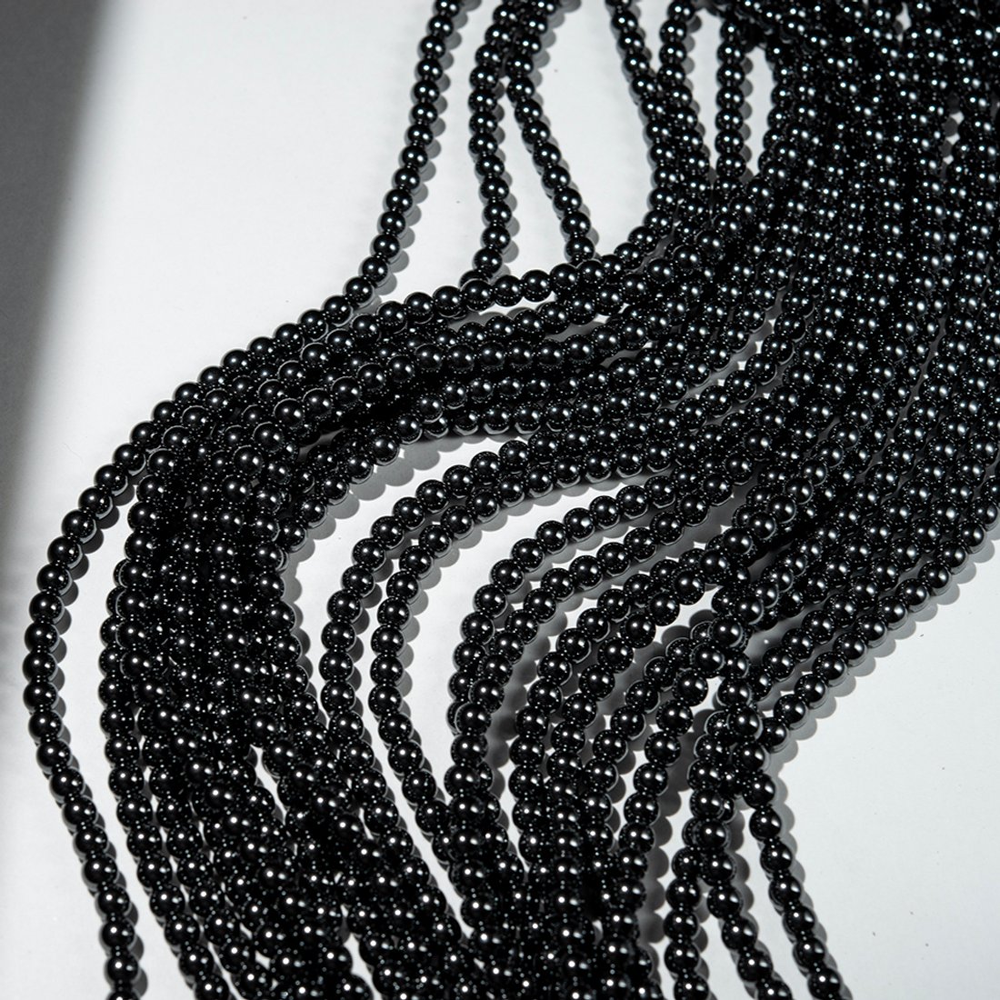 Гематин (гематит), оттенок "Gun metal", шар (разделитель) 6,1мм