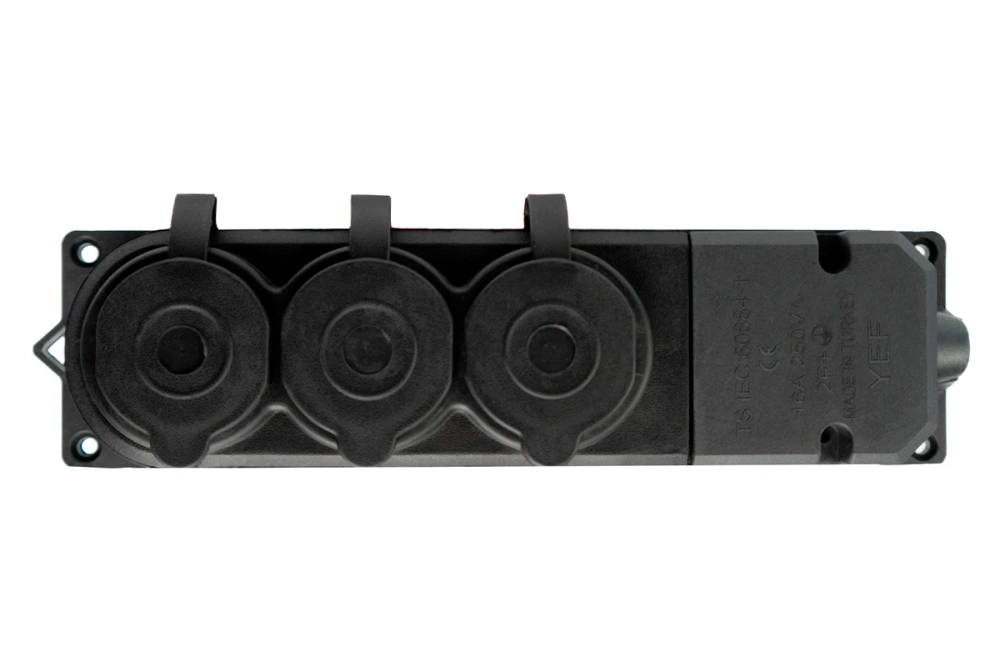 Тройник электрический 16А каучуковый 220В YEF