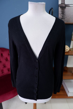 Кардиган Yessica на пуговицах 46 размер