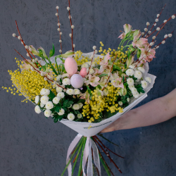 161. Весенний пасхальный букет с мимозой и веточками вербы