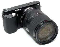 Объектив Sony 18-200mm f/3.5-6.3 E LE (SEL-18200LE)