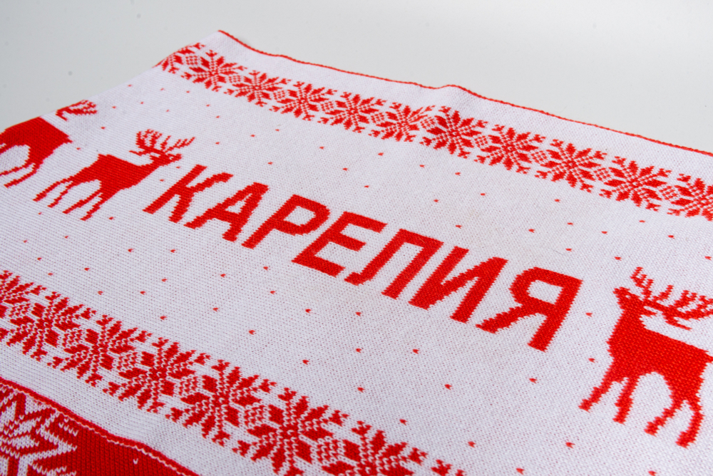 Вязаный шарф с карельскими узорами "Карелия"