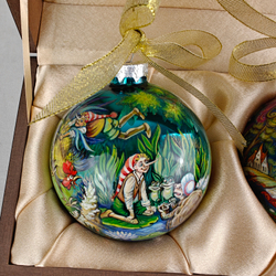 Набор новогодних шаров с ручной росписью "Буратино" и "Красная шапочка"-2 в футляре