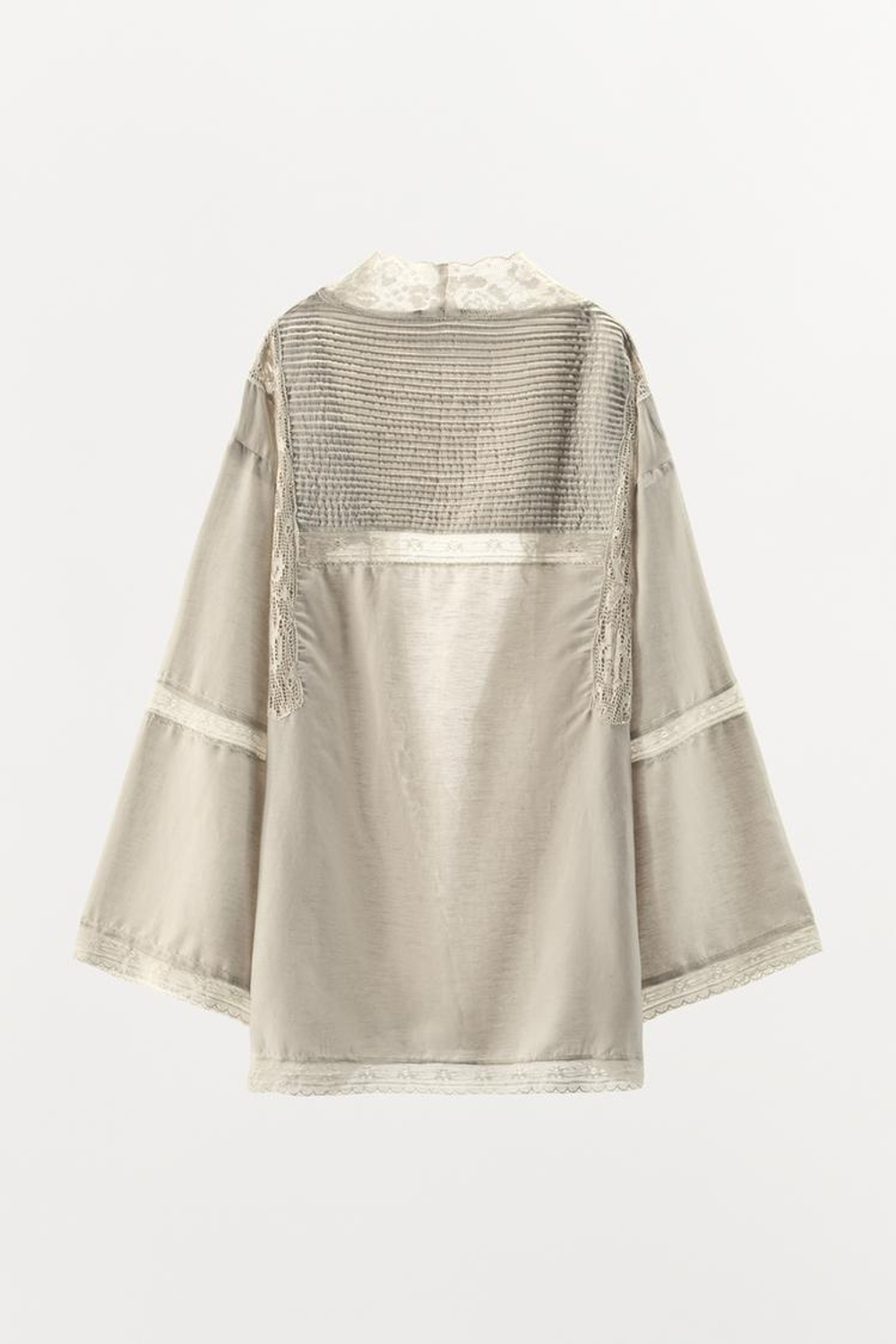 ZARA ХАЛАТ СО СКЛАДКАМИ И КРУЖЕВОМ LIMITED EDITION, ЖЕЛТОВАТО-БЕЛЫЙ