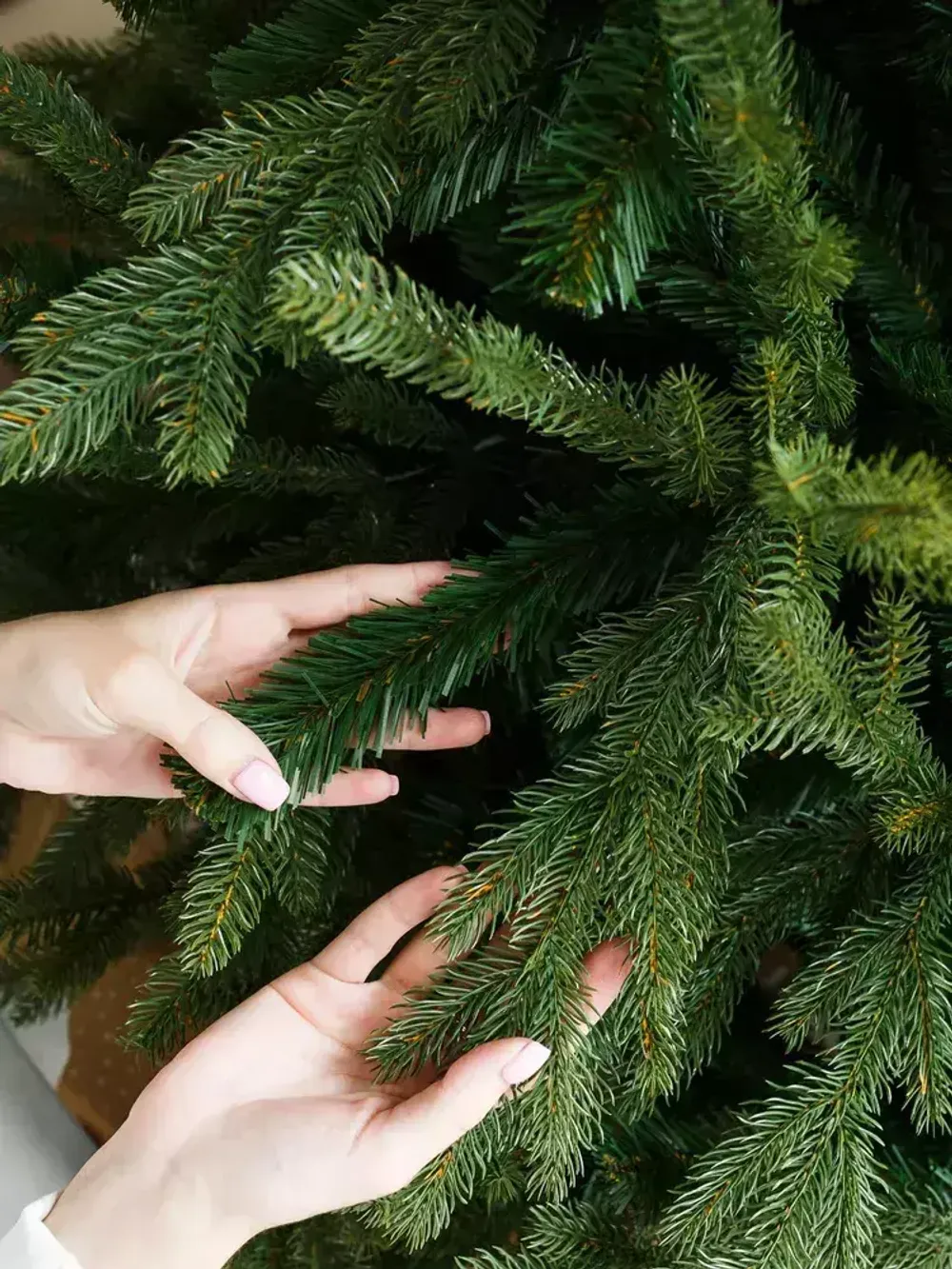 Искусственная ель «Валерио» (Литая+пвх) 3 м