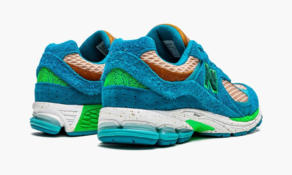 2002R "Salehe Bembury - Water Be The Guide"