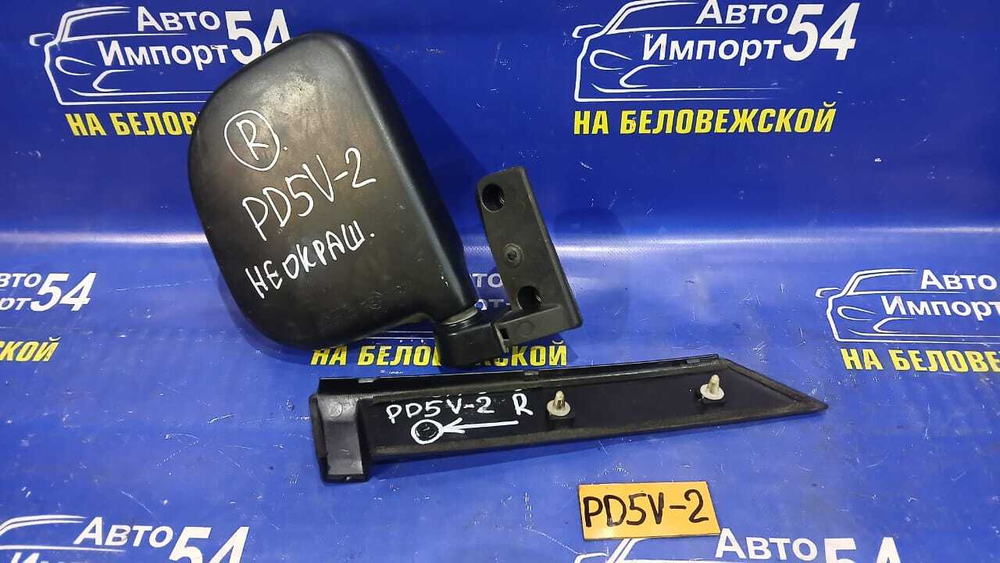 Зеркало правое MITSUBISHI DELICA 1998