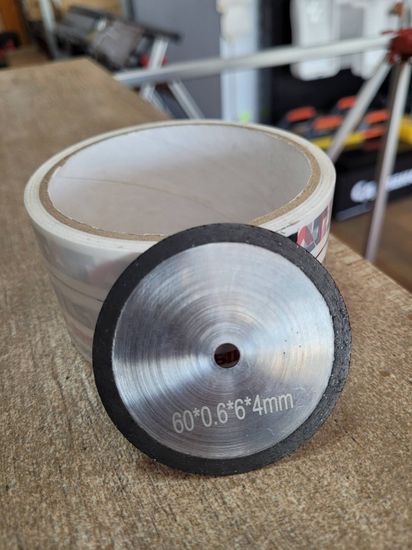 Алмазный диск на гравер 60x6x0,6 черная смола