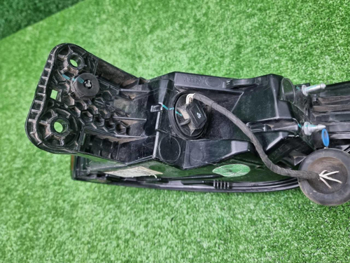 Фонарь правый внешний Geely Monjaro (2021-н.в.)