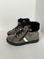 Ботинки новые Dior, 33