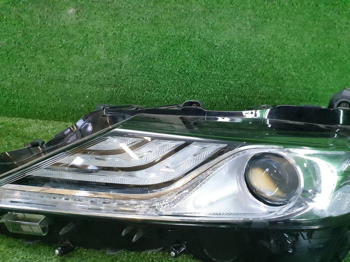 Фара Комплект фар Toyota Camry xv70 (17-21) LED