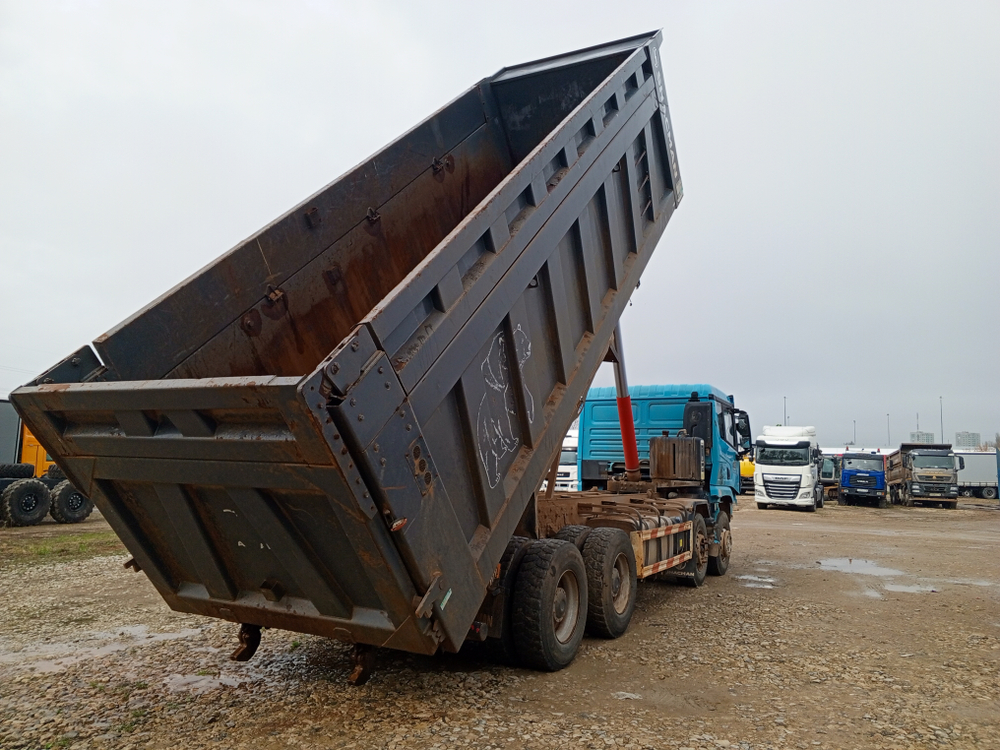 Shacman (Shaanxi) SX* 8x4 Самосвал SX33186V366 (Дизельный, 11,6 л, 423 л.с., МТ)