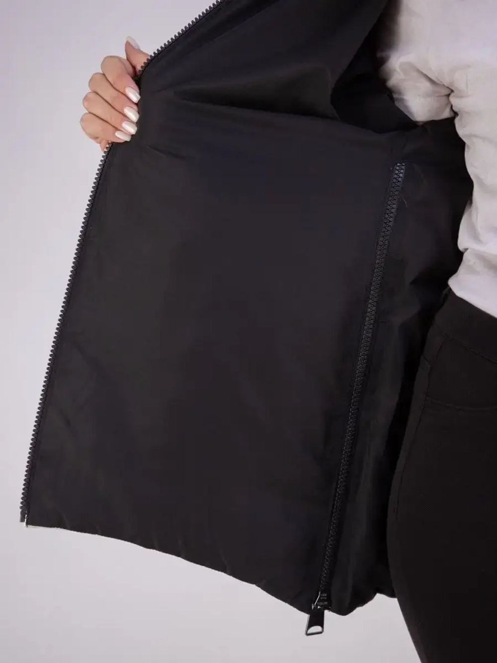 Куртка женская кожаная утепленная с капюшоном