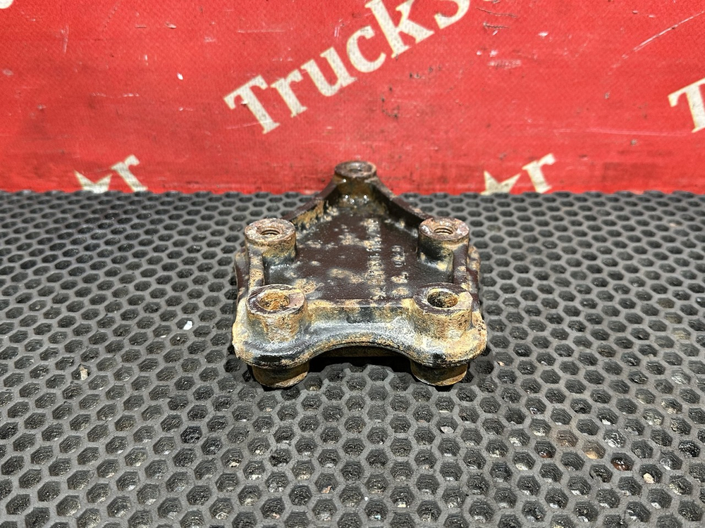 Кронштейн подножки