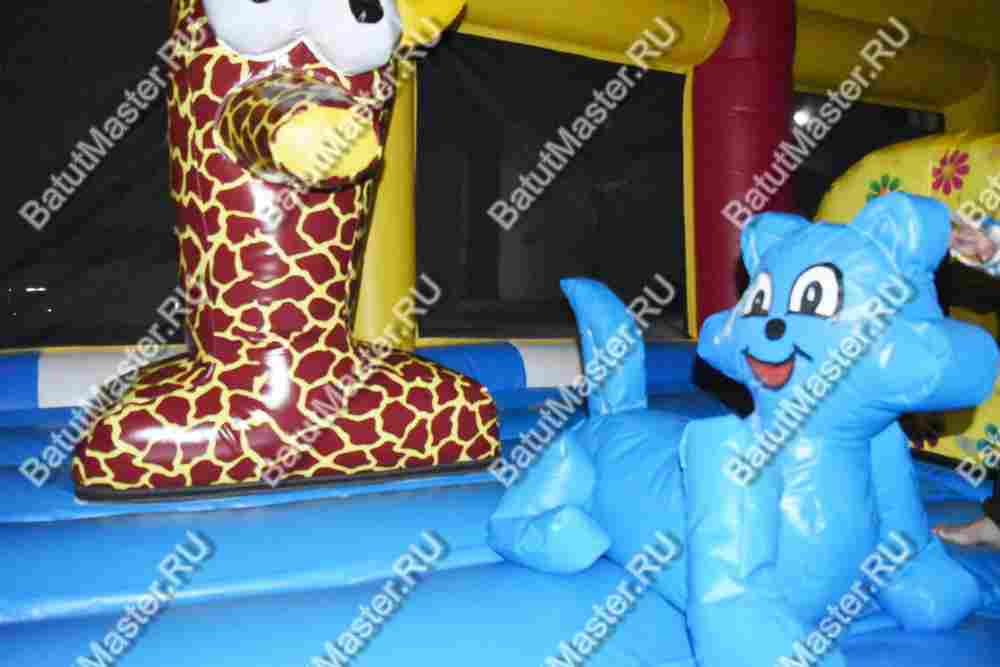 Коммерческий надувной батут "Веселый дом и звери в нём" с крышей 12*7*6 м