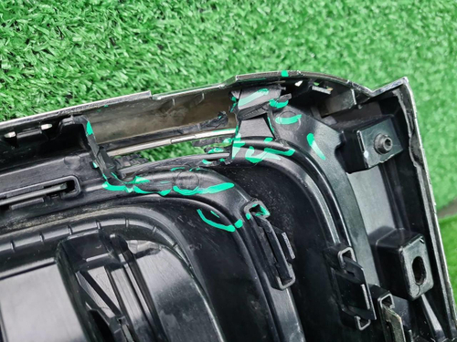 Решетка радиатора Geely Monjaro (2021-н.в.)