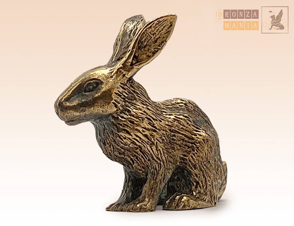 фигурка Заяц Беляк сидит