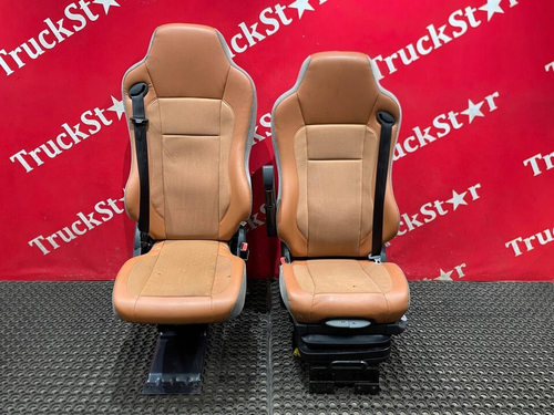 Комплект сидений 2024г