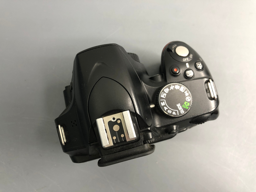 Nikon D3200 (69.000 кадров)