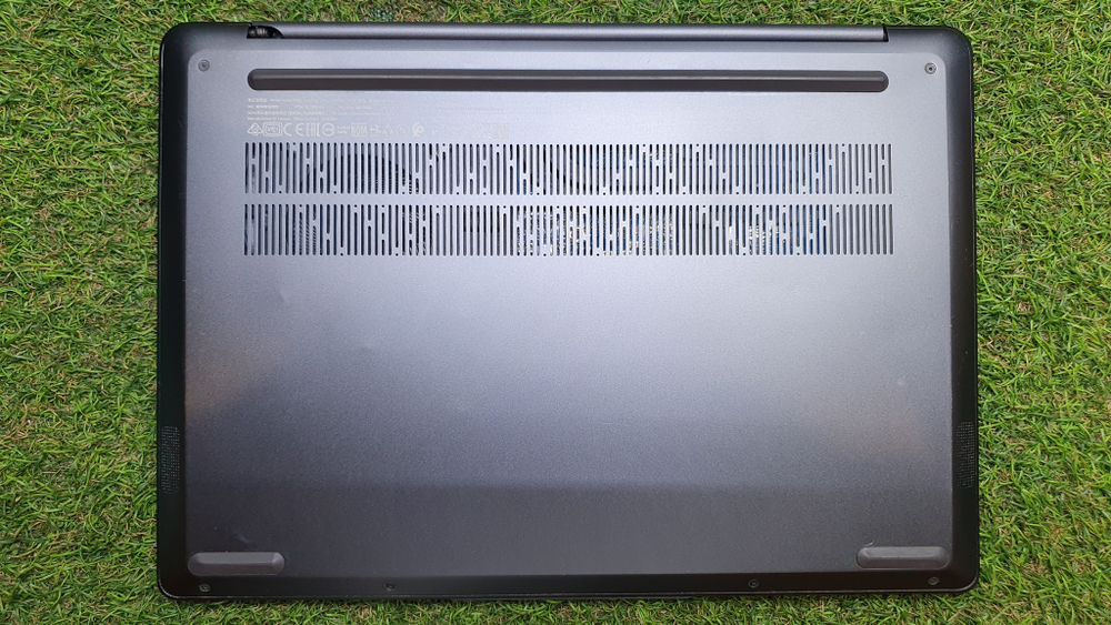 Ультрабук Lenovo Ryzen 5/16Gb/2K