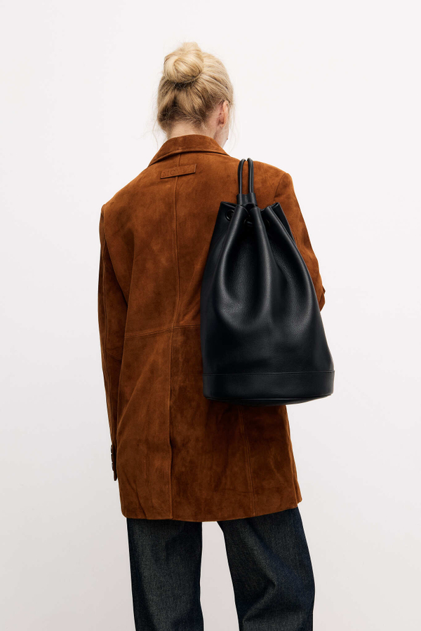 Рюкзак TRAVEL NEW цвета черного янтаря