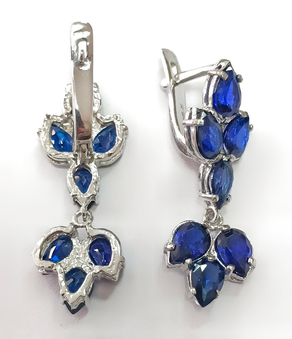 Ювелирные серьги из серебра,вставка синяя шпинель