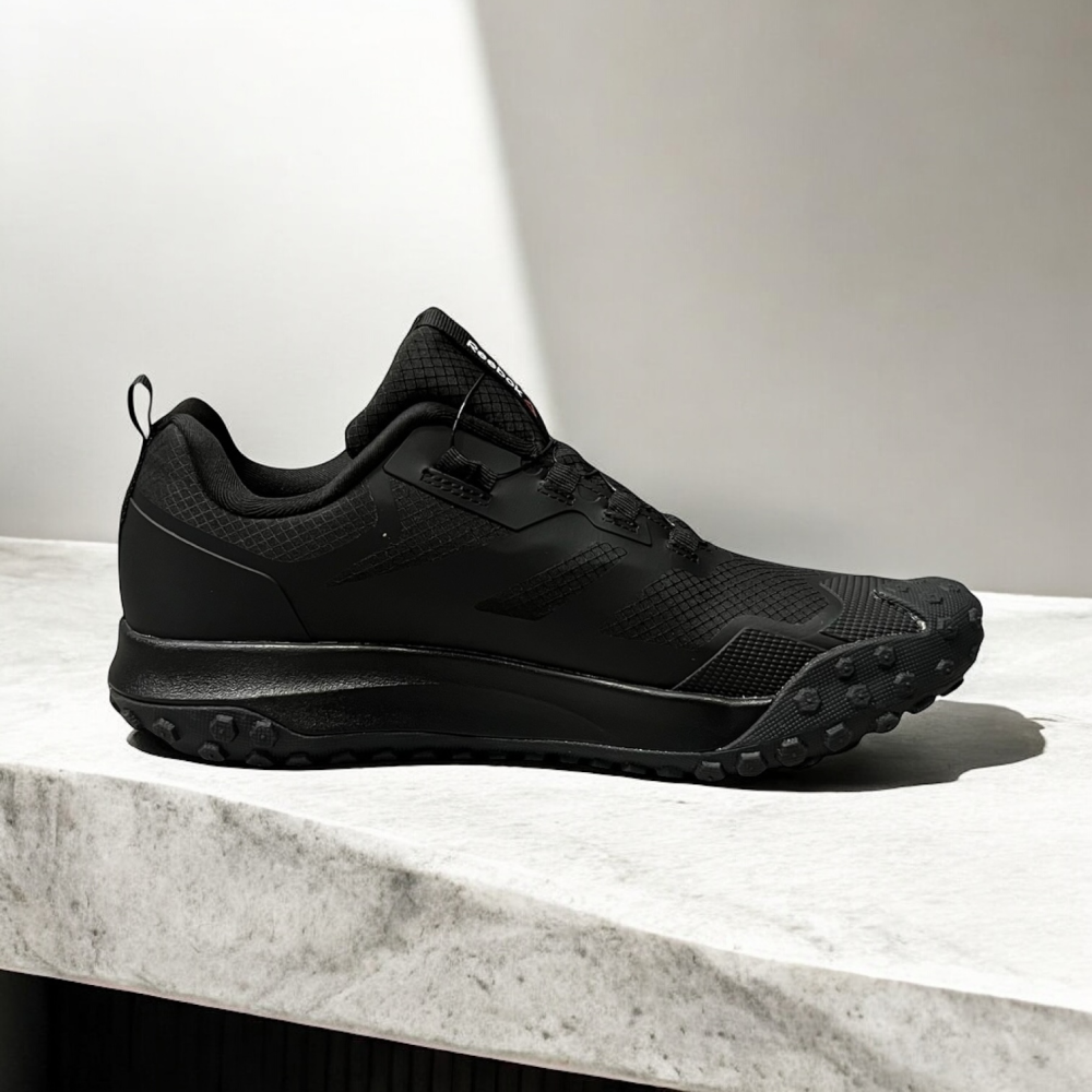 Reebok Gore-Tex • Black