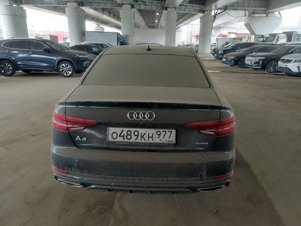 Audi A4 45 TFSI quattro S tronic Седан