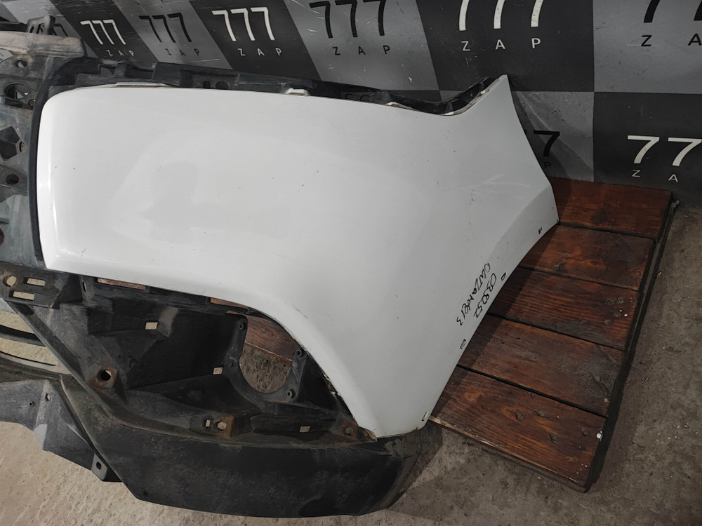 Бампер передний Mitsubishi Outlander 3 15-18 Б/У Оригинал 6400H227