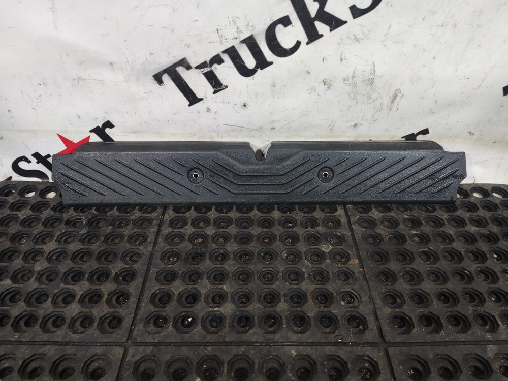 Накладка порога 2023г