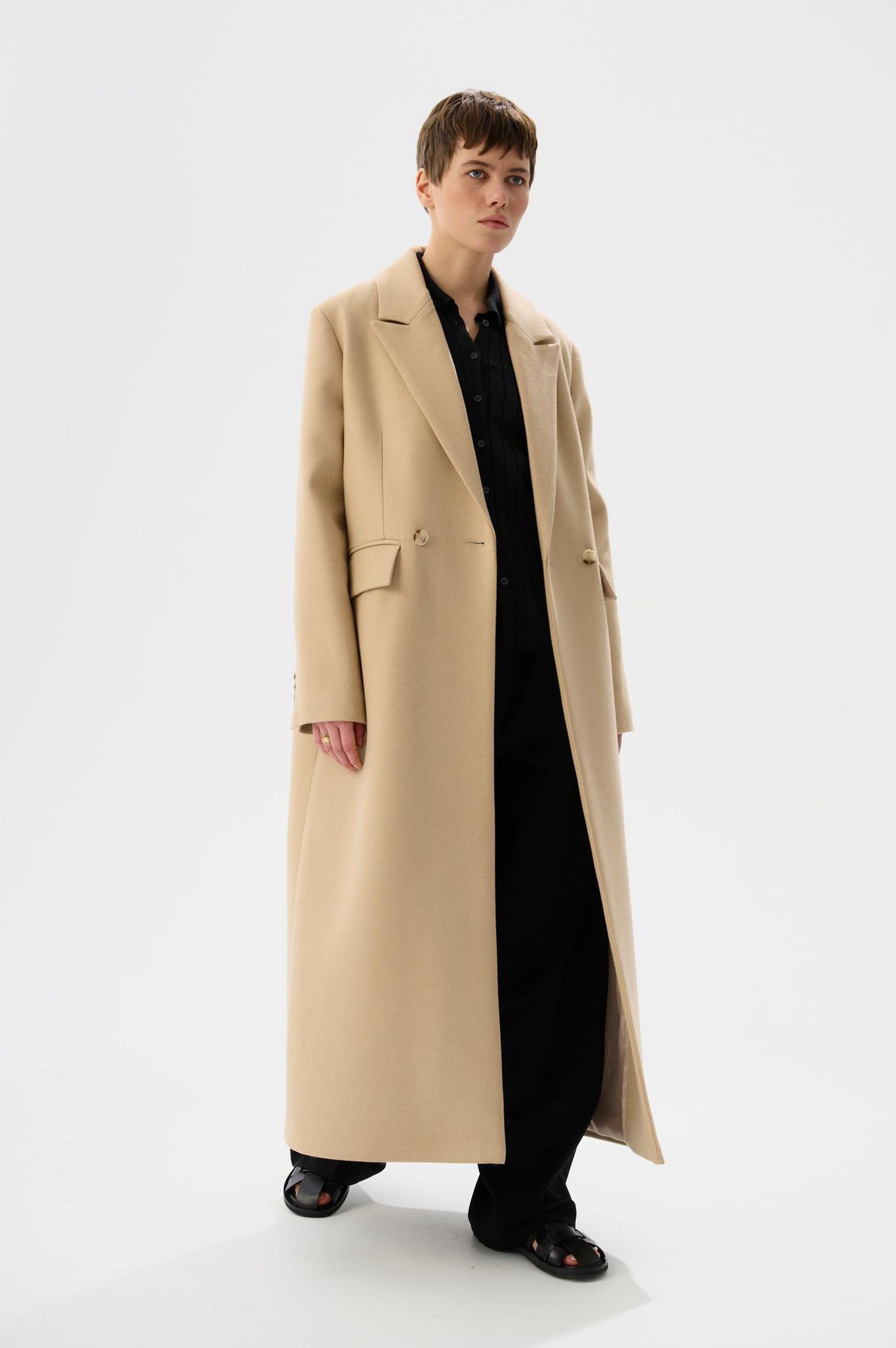 Пальто Douglas beige