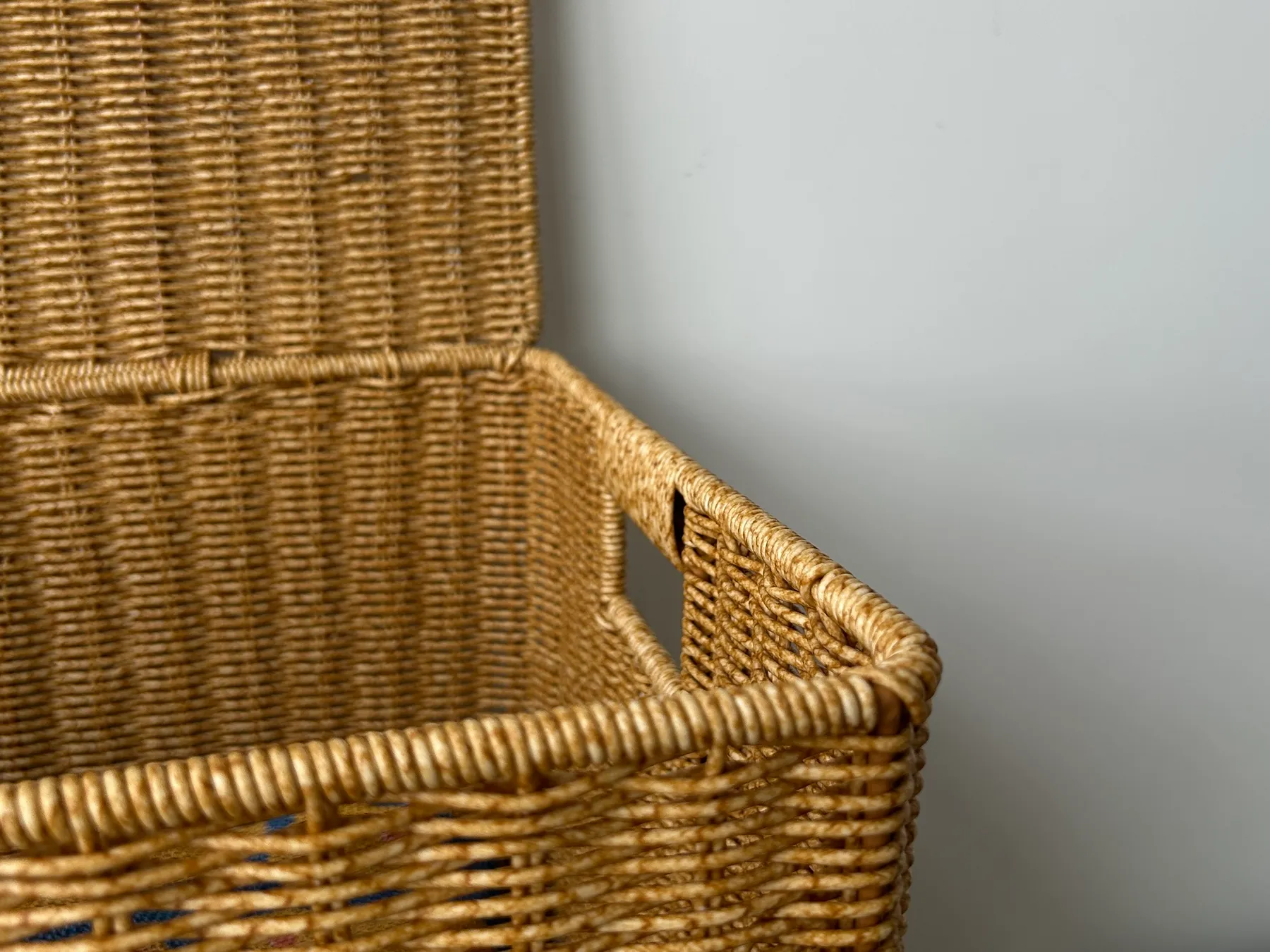 Gallery Item